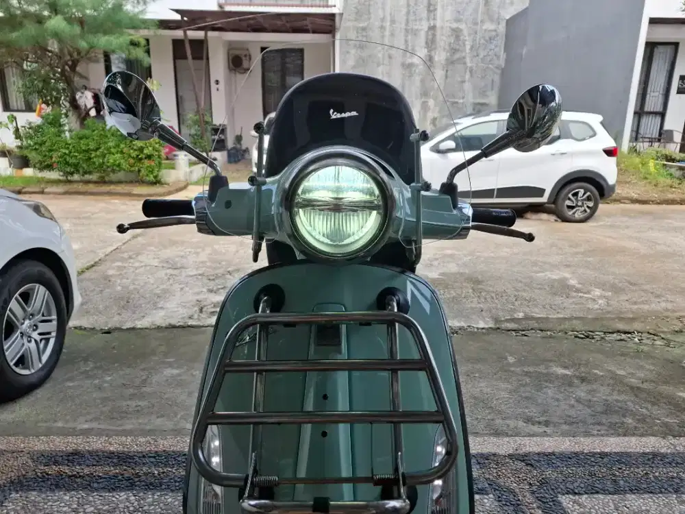 Vespa Primavera S Edition 2021 Green Relax Low KM