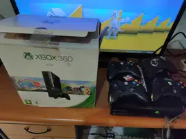 Xbox 360 slim e 500gb stik 4pcs