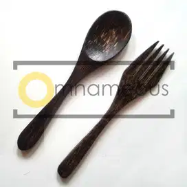 Sendok Garpu Kayu / Cutleries Cutlery Kayu Kelapa (Glugu) / Alat Makan