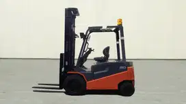 Sewa Forklift Toyota Baterai 3 Ton Bekas Jakarta