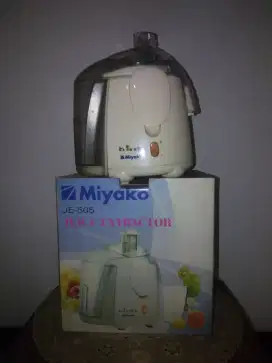 Alat Juice Buah2 an Merk Miyako