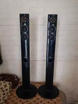 Speaker tower sharp