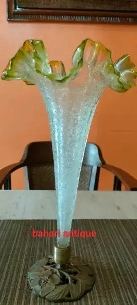 Vas crystal putih