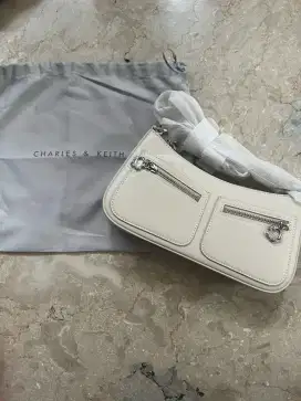 Hand bag new merk ok