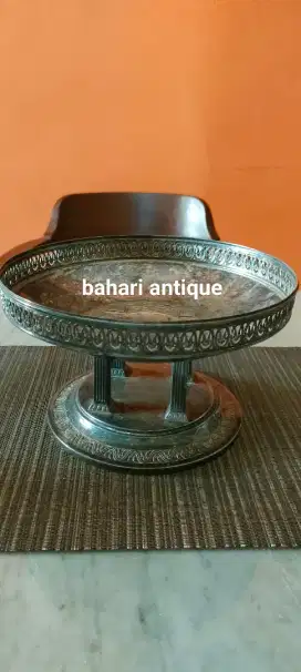 Tempat buah Kuningan lapis perak