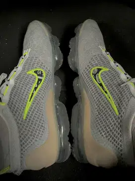 Nike Vapormax Flyknit 2021 Grey White Volt size 43
