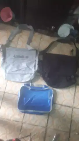Se paket tas serba guna kond mls luar dlm mgkn ada yg tertarik murah2