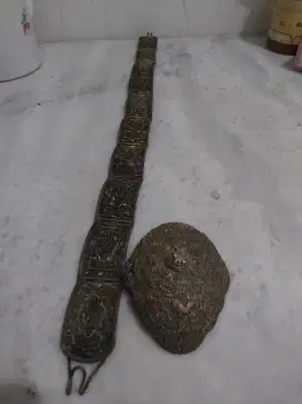 Sabuk kuno peranakan