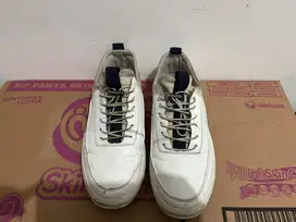 Sepatu jackson size 40 apa adanya
