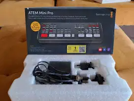 Charger Blackmagic atem mini