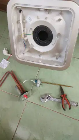 Service ac, water heater, kulkas, mesin cuci.