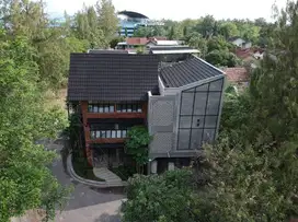 Rumah Penginapan dan Kost Eksklusif dekat Jogja Bay Maguwoharjo