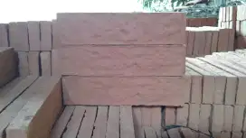 Bata tempel penyet