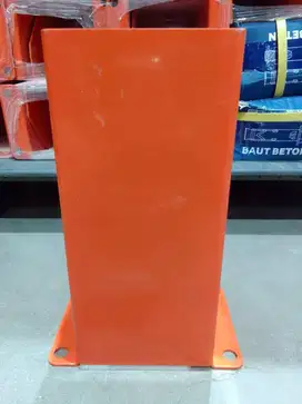 UPRIGHT PROTECTOR