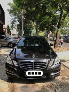 Mercedes-Benz E300 Avantgarde noramic 2011 antik