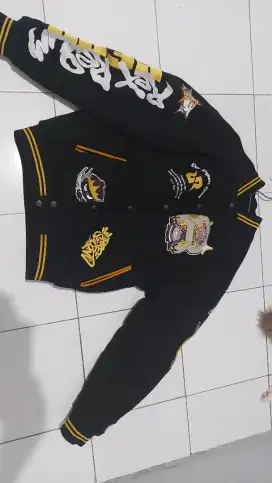 jaket varsity RRQ 2024