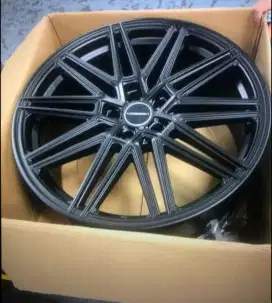 Velg VOSSEN CV10 R20 Original dan Ban Michelin utk Mercedes Benz