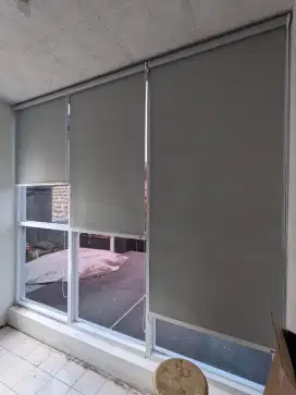 Gorden rollblinds/gordyn kantor/hordeng/tirai minimalis blackout