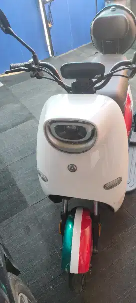 Sepeda listrik 3 roda