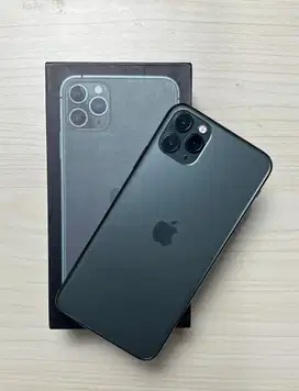 IPHONE 11 Promax Midnight green 64 GB