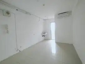 Ready studio unfurnished free IPL Apartemen Bassura City Jaktim
