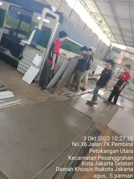 Di cari karyawan laki - laki untuk toko besi
