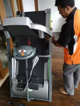 Alat fitnes treadmill elektrik TL 288