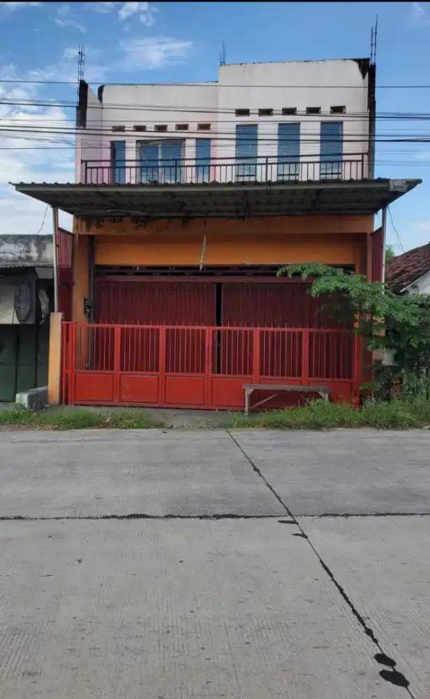 Di sewakan rumah toko 0 jalan raya, lebaksono. Kec.pungging