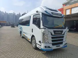 Isuzu elf microbus 2.8 cc 20 seat 2023