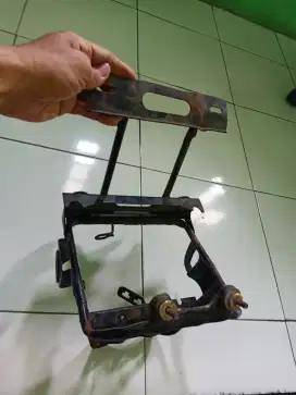 Breket lampu dan plat kawasaki ninja 2 tak