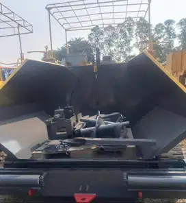 Dijual Asphalt Finisher Sumitomo model HA45WD