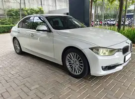 BMW 320i F30 Luxury 2015