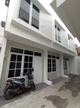 Dijual Rumah Baru Minimalis Modern 2 Lt di Cempaka Putih Timur  Jakpus