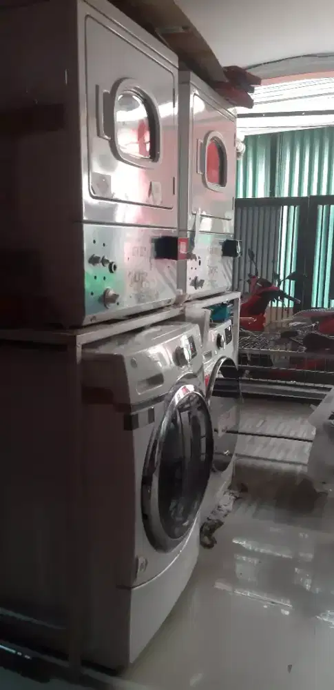 Laundry dibutuhkan wanita dan laki max 25 thn