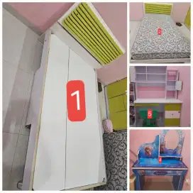 1 Set 5 Item : Anak Bed Ranjang Kasur Divan Meja Rias Belajar Kursi