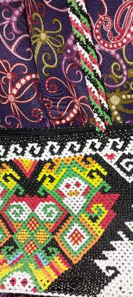 Tas manik2 motif Kalimantan