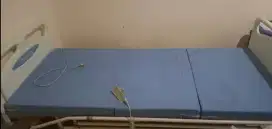 Hospital Beda + Remote Merk Caretek