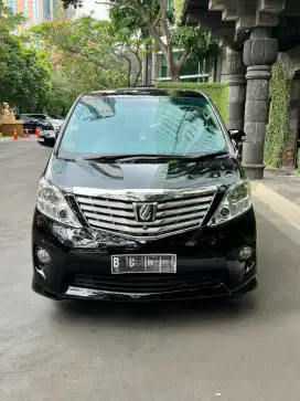 Toyota alphard 2010 Black