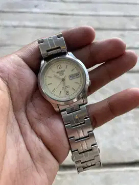 Jam Tangan Seiko 5 Automatic Vintage