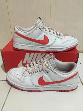 Sepatu Nike Dunk Low Picante Red