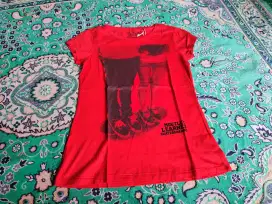 Kaos cewek moutley original size S Kaos moutley murah kaos moutley ori