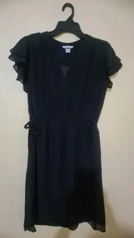 Dress Hitam Midi Brand