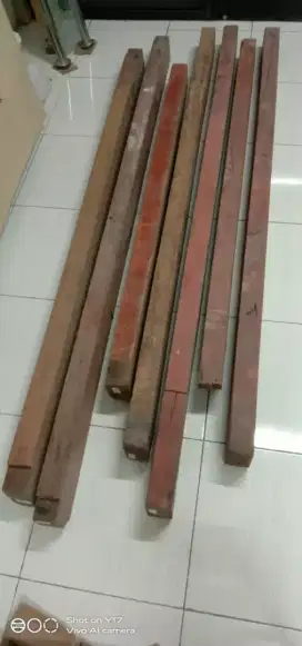 Balok tiang bekas