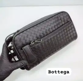 Clutch Bottega Veneta Pouch Black Leather Double Zipper Calf Leather