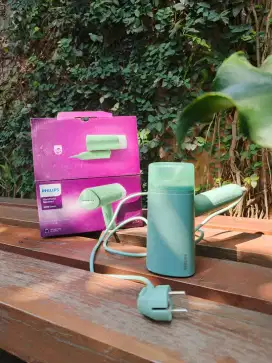 Setrika Uap Handheld Steamer Philips