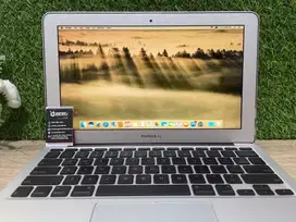 Macbook Air 11” 2Gb/64Gb Late 2010 - Laptop Apple - Silver