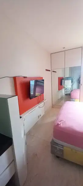 DISEWA APARTEMEN TIFOLIA KELAPA GADING LANTAI 23 TYPE STUDIO