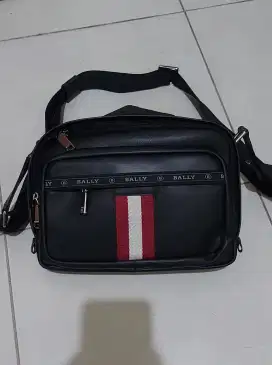 Tas Sling Bally 20 x 29