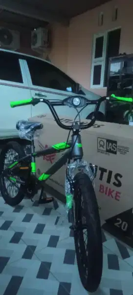 Sepeda BMX 20 in Kondisi Baru bonus botol minum