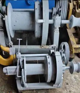 Winch pancang 1ton